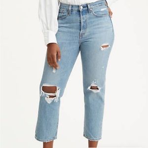 NWT Levi’s Wedgie Straight Jeans - Size 25x26 - Authentically Yours Medium Wash